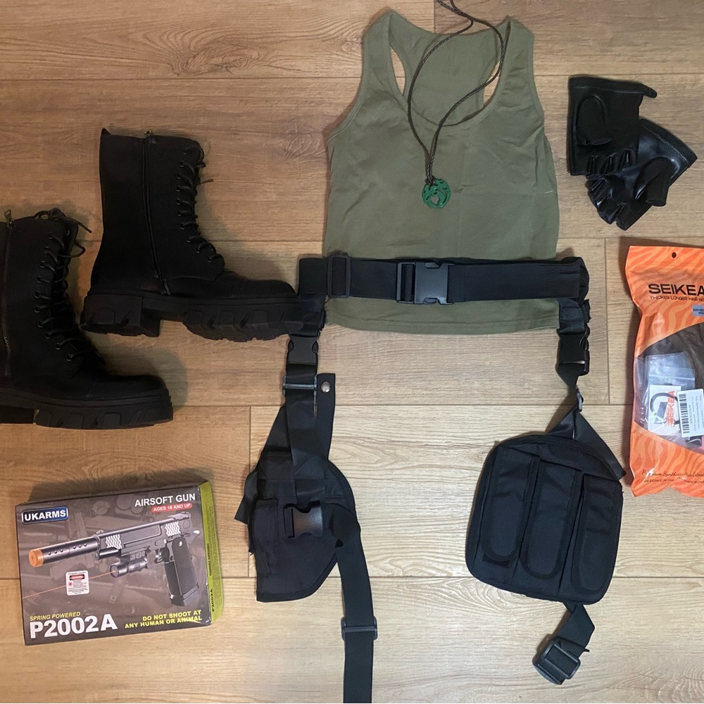 Lara Croft Halloween Costume